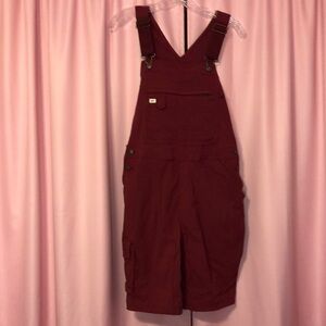 Duluth Trading Co Heirloom Gardening Short Overalls in Burgundy